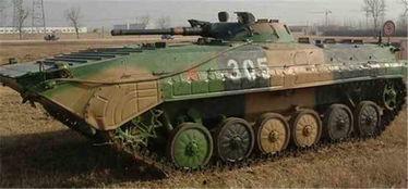 国产8轮履带装甲车视频,性能卓越，战力非凡