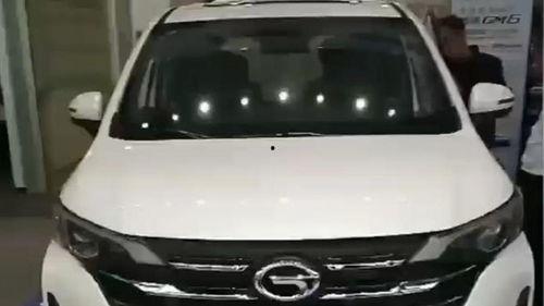 国产车pk搞笑短视频,搞笑短视频里的激烈对决