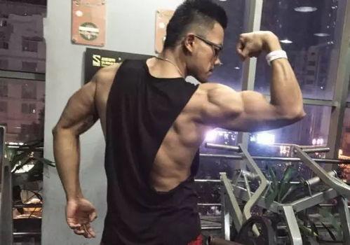 国产光头肌肉男视频大全